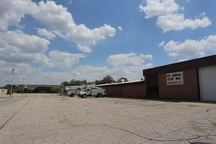 Eastland Twin Theatres - June 2021 (newer photo)